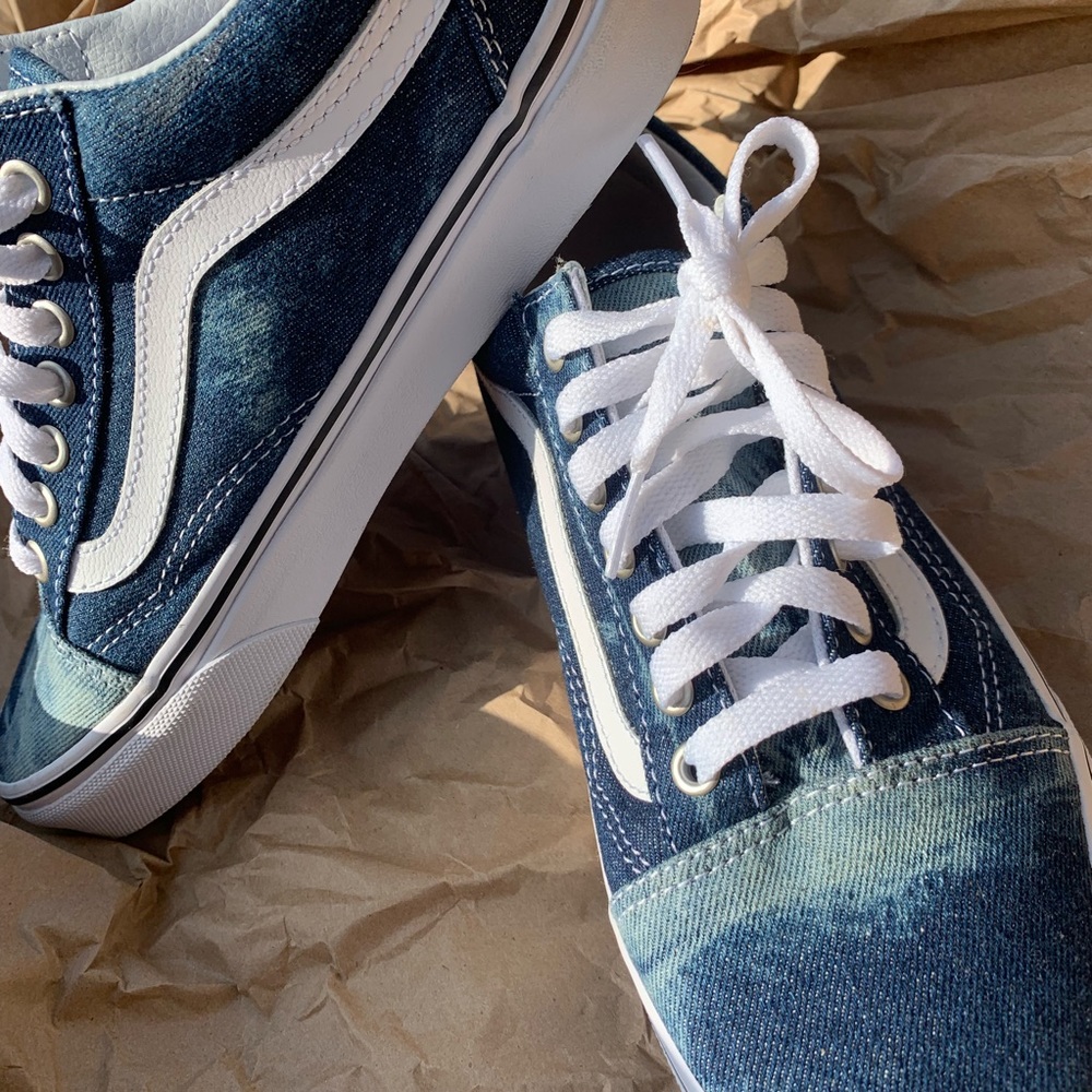 Unique Denim Vans Super Cool!